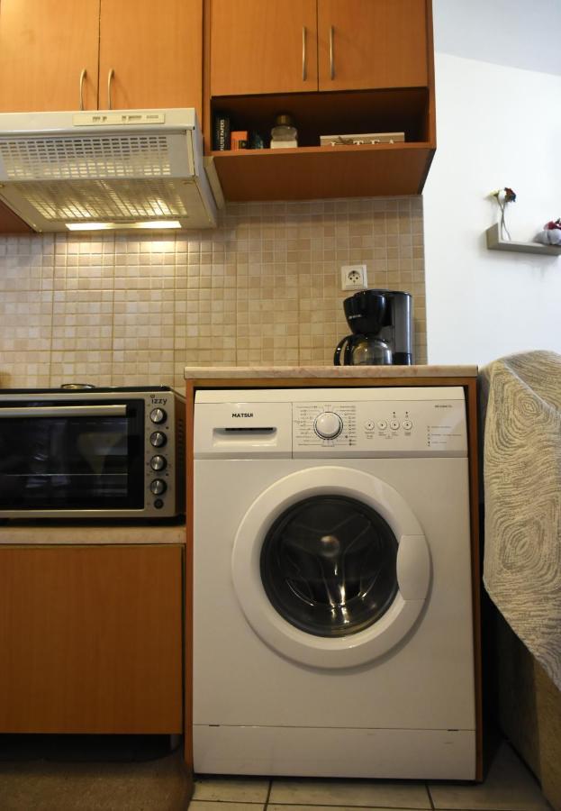 Poly'S Cozy Home Волос Экстерьер фото