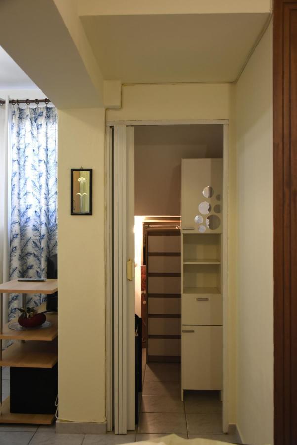Poly'S Cozy Home Волос Экстерьер фото