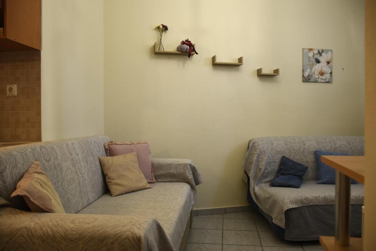 Poly'S Cozy Home Волос Экстерьер фото